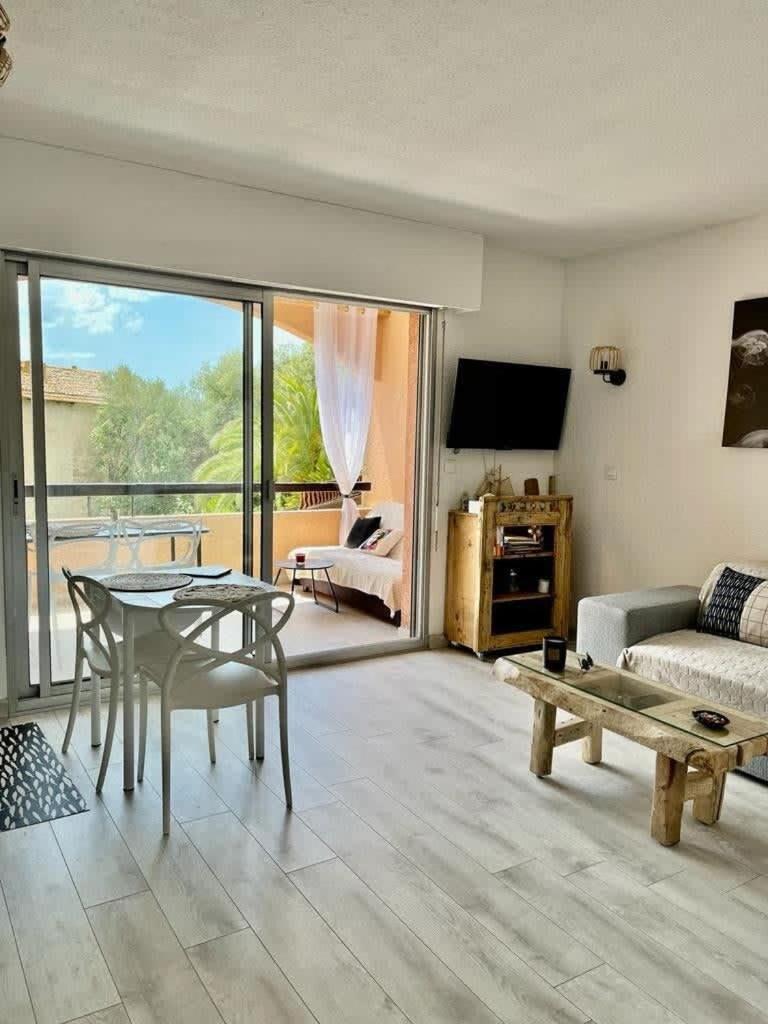 Apartment T2 Avec Vue A 2 Minutes De La Ajaccio (Corsica)